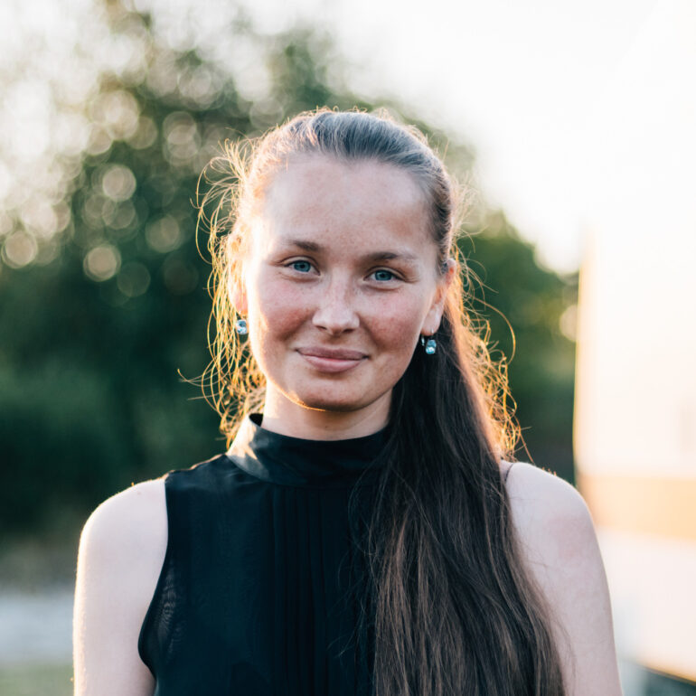 Creative Portrait Photo Session of Anna