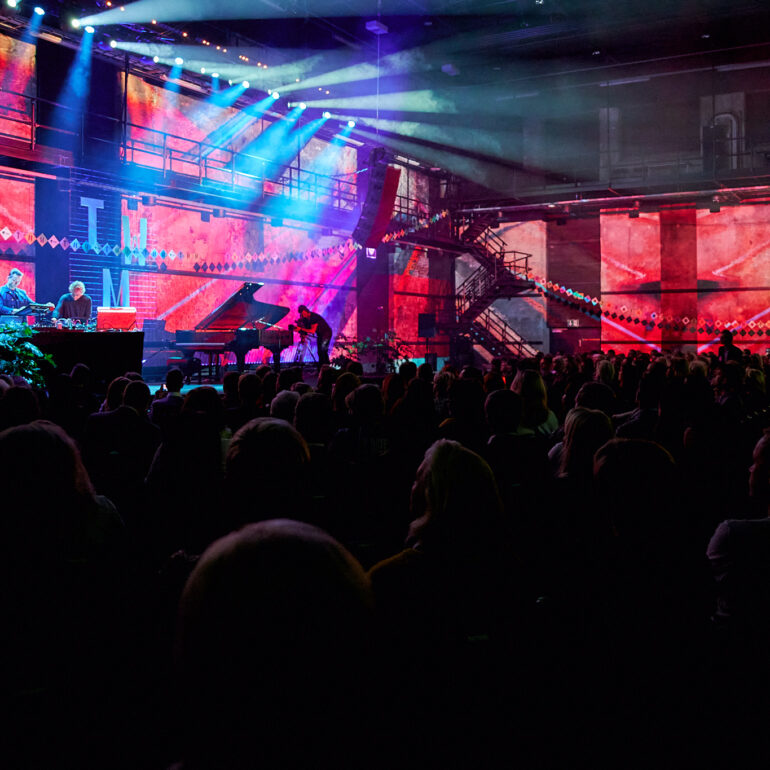 Jonas Kaarnamets & Erki Pärnoja performing at Kulutuurikatel, Tallinn Music Week Opening Night 2021