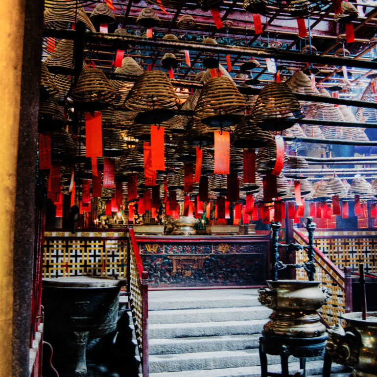 Man Mo Temple in Hong Kong - The Oldest Temple in Hong Kong