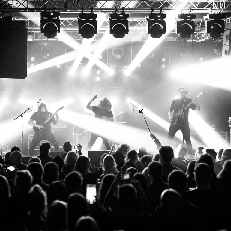 SÜDA performing at Von Krahli Teater and Baar, Tallinn Music Week 2021